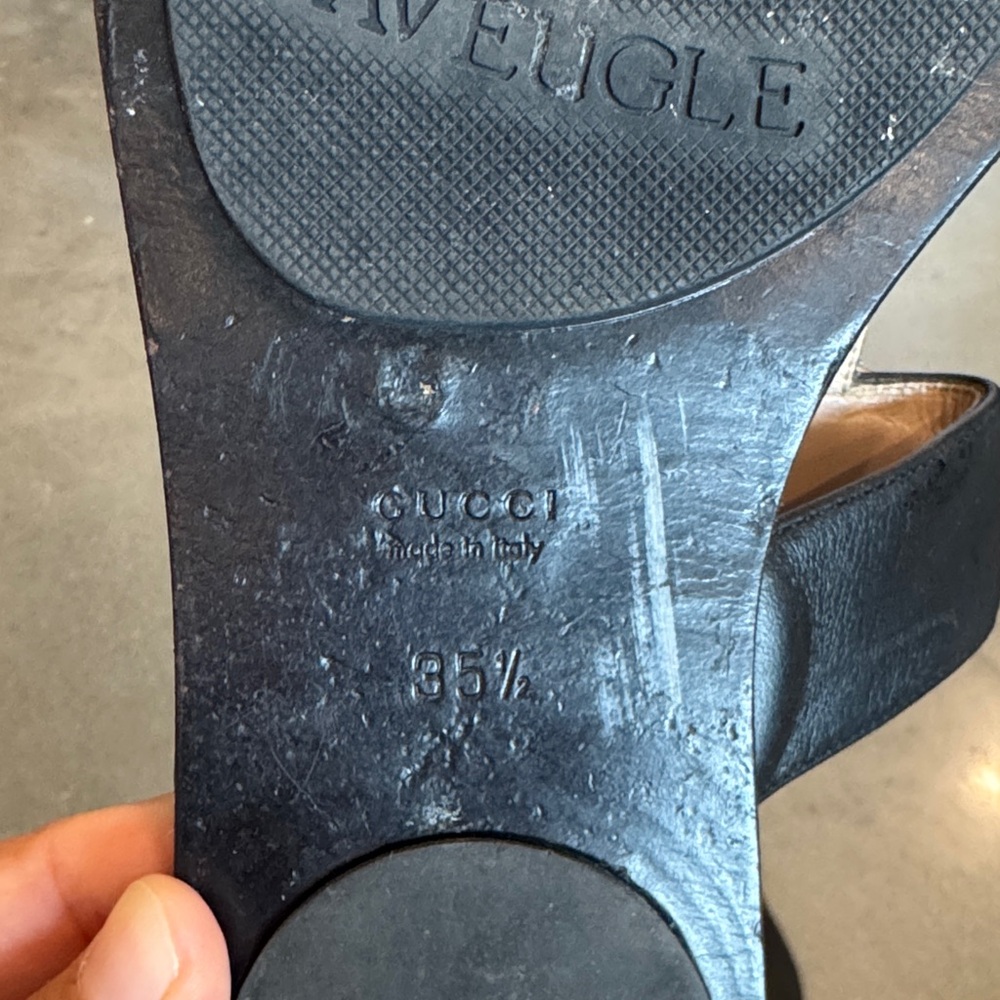 Gucci Black Sandals with Gold Double G - Picture 4 of 6